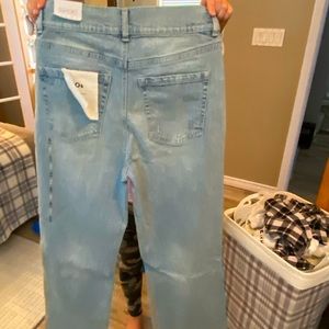 Brand new , never worn jeans, size 5 women’s, flare jeans, distressed